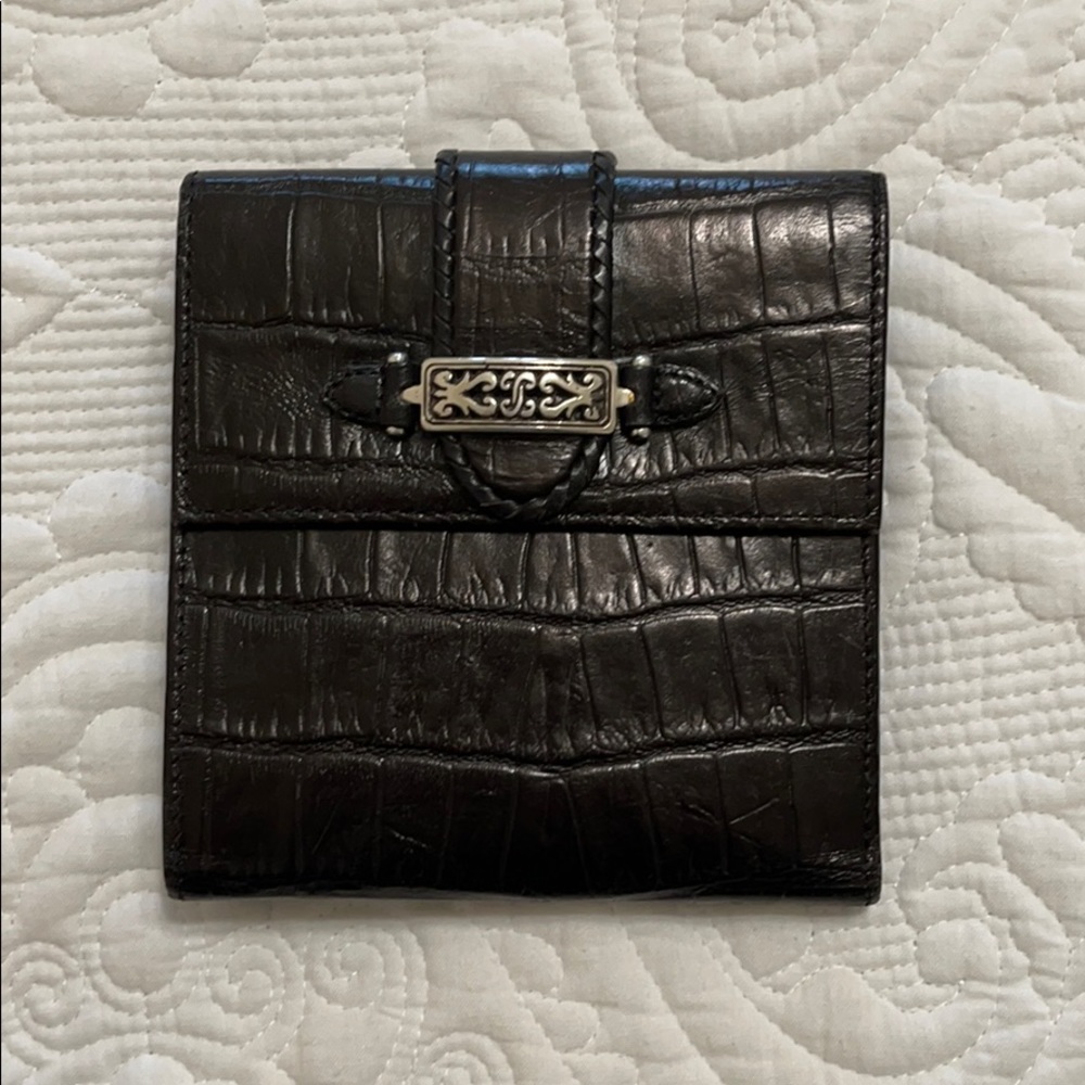 Brighton wallet